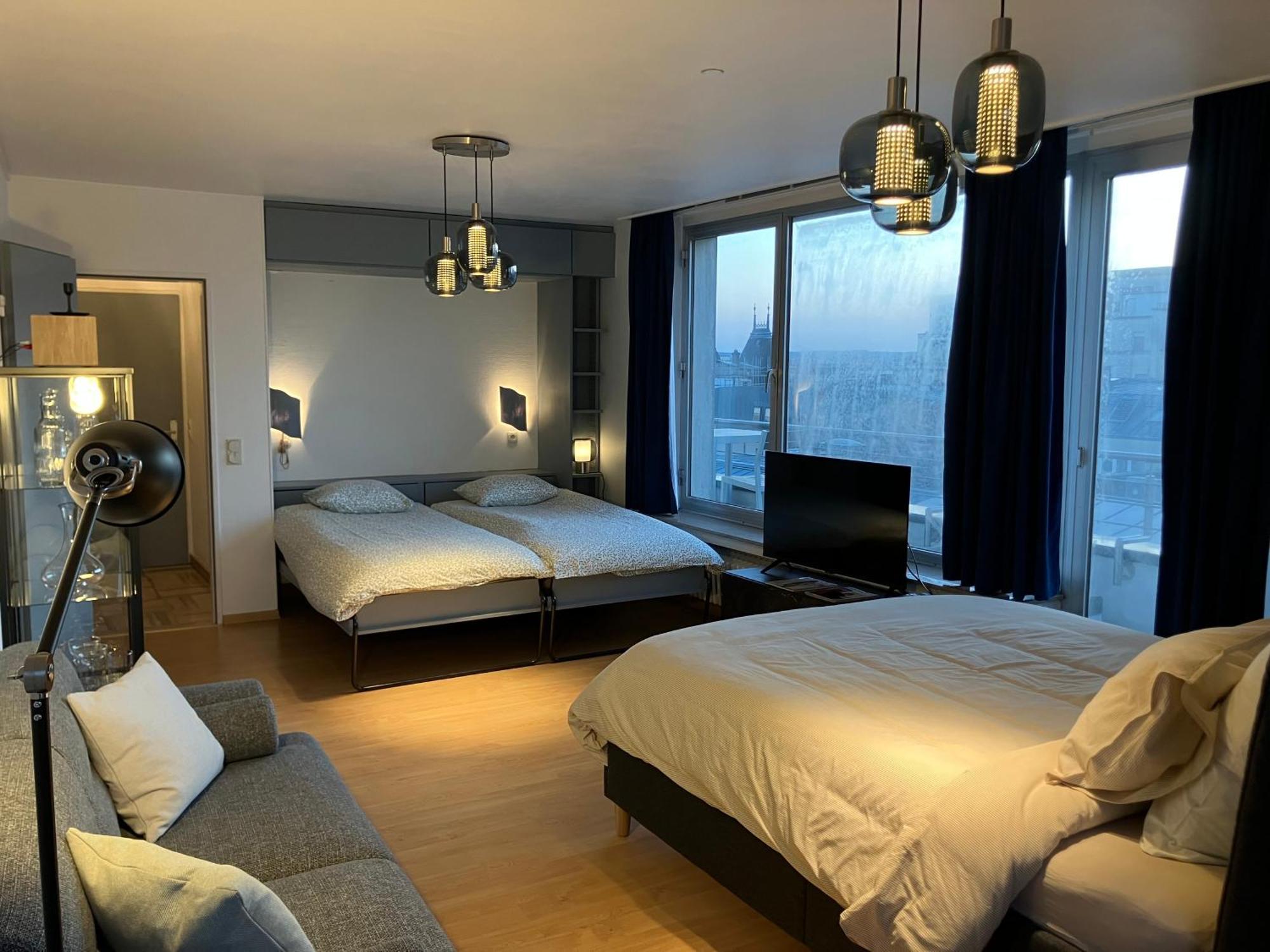 Unique Penthouse Joseph II Von Habsburg 1-4 Personnes A Cote De Louis Vuitton